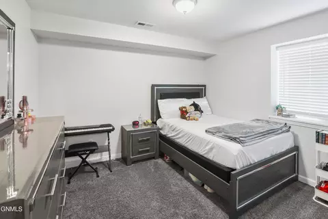 Bedroom - 610 9th Ave W, Williston, ND 58801 photo 6 of 10