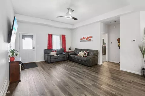 Living - 610 9th Ave W, Williston, ND 58801 photo 1 of 4