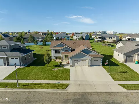 View/Area - 4820 Pumice Loop, Bismarck, ND 58503 photo 6 of 13