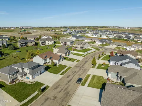 View/Area - 4820 Pumice Loop, Bismarck, ND 58503 photo 10 of 13