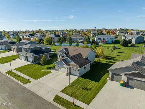 View/Area - 4820 Pumice Loop, Bismarck, ND 58503 photo 7 of 13