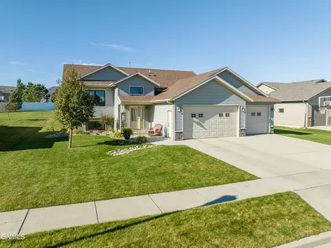 Exterior - 4820 Pumice Loop, Bismarck, ND 58503 photo 3 of 25
