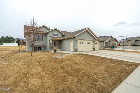 Exterior - 4820 Pumice Loop, Bismarck, ND 58503 photo 4 of 25