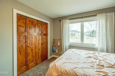 Bedroom - 4820 Pumice Loop, Bismarck, ND 58503 photo 5 of 10