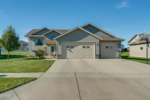 Exterior - 4820 Pumice Loop, Bismarck, ND 58503 photo 14 of 25