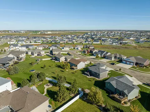 View/Area - 4820 Pumice Loop, Bismarck, ND 58503 photo 11 of 13