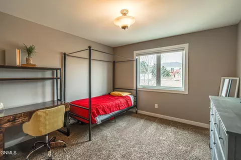 Bedroom - 4820 Pumice Loop, Bismarck, ND 58503 photo 6 of 10