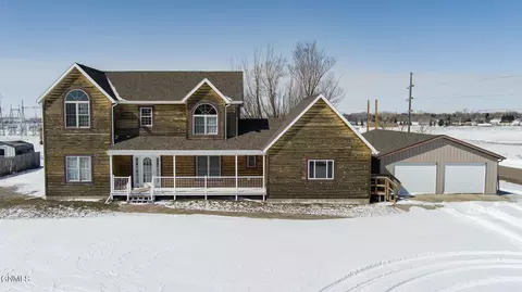 709 9th Ave NE, Beulah, ND 58523