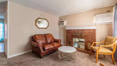 546 3rd Ave E, Dickinson, ND 58601 photo 12