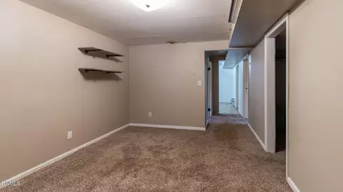 546 3rd Ave E, Dickinson, ND 58601 photo 32