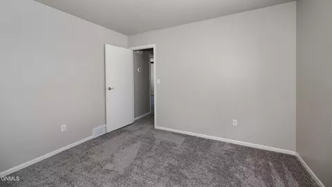 Bedroom - 611 7th Ave E, Dickinson, ND 58601 photo 3 of 5
