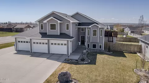 217 22 St NE, Beulah, ND 58523