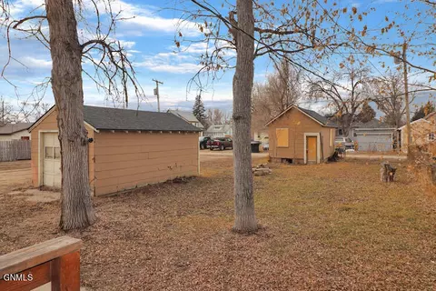 Exterior - 921 Main St, Williston, ND 58801 photo 9 of 10