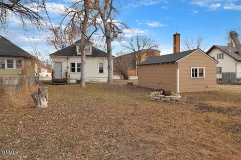 Exterior - 921 Main St, Williston, ND 58801 photo 10 of 10