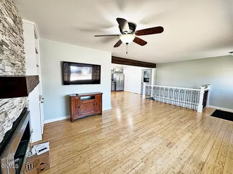 Living - 1708 2nd Ave E, Williston, ND 58801 photo 3 of 3