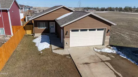 100 Chestnut Ave, Taylor, ND 58656