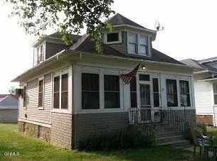 436 2nd Ave W, Dickinson, ND 58601
