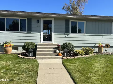Exterior - 2322 17th Cir W, Williston, ND 58801 photo 15 of 17