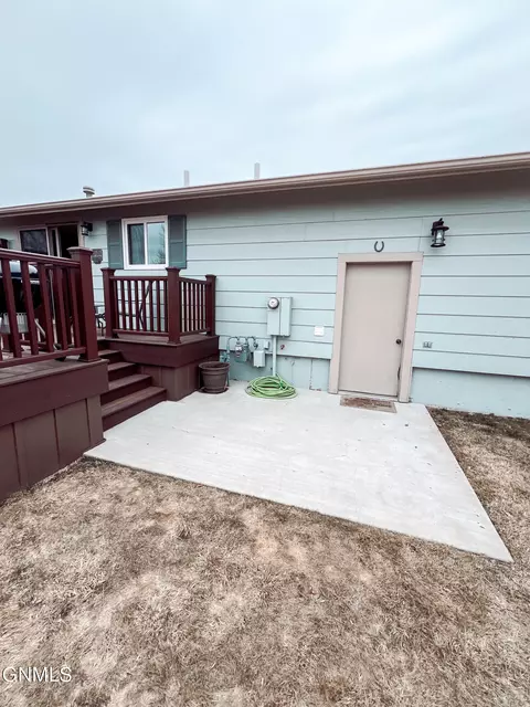 Exterior - 2322 17th Cir W, Williston, ND 58801 photo 12 of 17