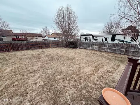 Exterior - 2322 17th Cir W, Williston, ND 58801 photo 10 of 17
