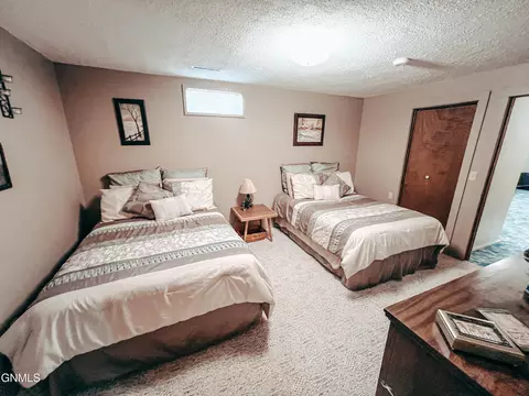 Bedroom - 2322 17th Cir W, Williston, ND 58801 photo 6 of 7