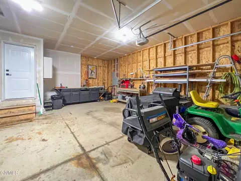 Exterior - 5996 Juniper Dr NW, Williston, ND 58801 photo 4 of 5