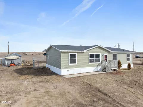 12411 59k St NW, Epping, ND 58843 photo 2