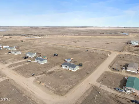 12411 59k St NW, Epping, ND 58843 photo 32