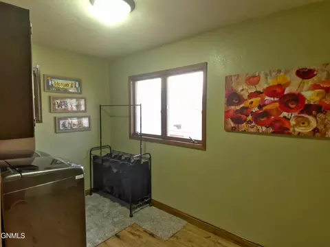 Other - 918 8th Ave W, Williston, ND 58801 photo 6 of 15