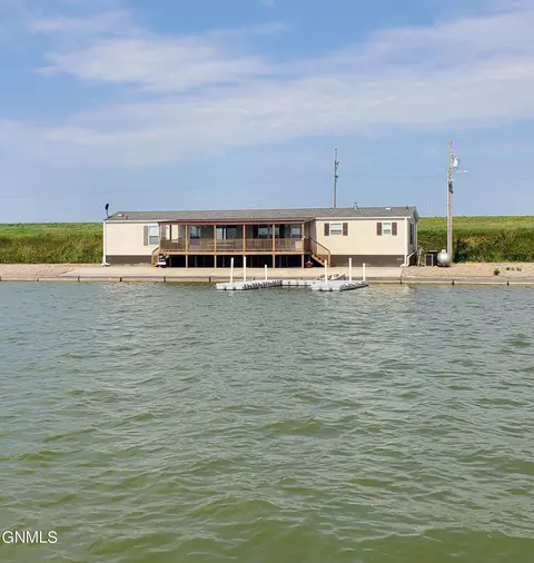 420 Lakeview Ln, Dawson, ND 58428