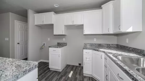 Other - 1706 Blackstone Lp W, Beulah, ND 58523 photo 3 of 20