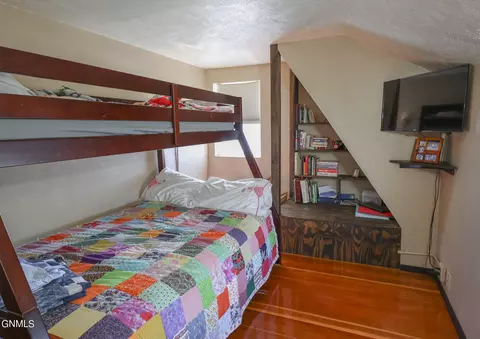 Bedroom - 253 Blacktail Dr, Williston, ND 58801 photo 3 of 3