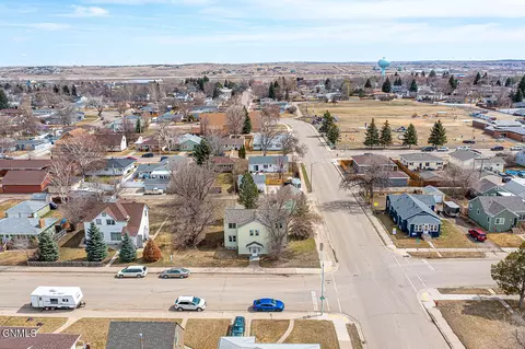 1402 Main St, Williston, ND 58801