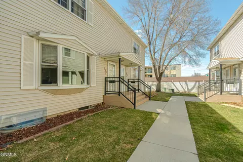 138 Boise Ave, Bismarck, ND 58504