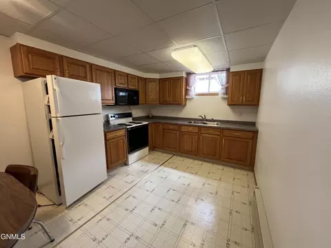 Kitchen - 522 3rd Ave NE, Ashley, ND 58413 photo 5 of 6