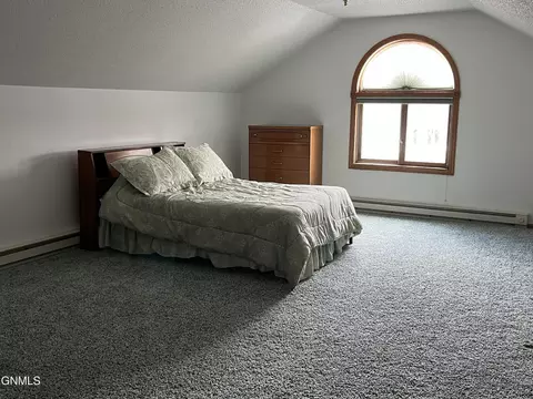Bedroom - 522 3rd Ave NE, Ashley, ND 58413 photo 11 of 12