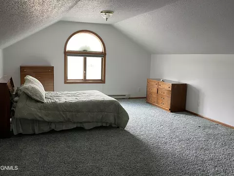 Bedroom - 522 3rd Ave NE, Ashley, ND 58413 photo 4 of 12