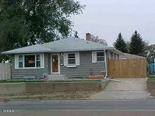 338 Main S, Dickinson, ND 58601