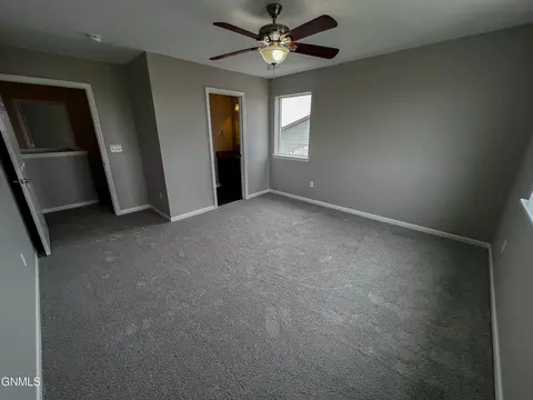 Bedroom - 13711 Kristina St, Williston, ND 58801 photo 2 of 6