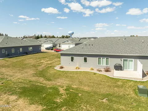 Exterior - 211 Colt Loop, Bismarck, ND 58503 photo 25 of 25