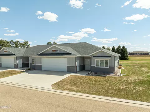 Exterior - 211 Colt Loop, Bismarck, ND 58503 photo 13 of 25