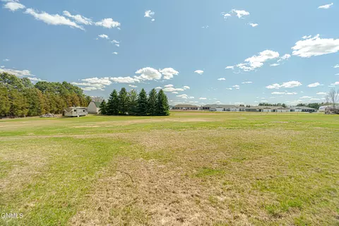 View/Area - 211 Colt Loop, Bismarck, ND 58503 photo 3 of 15