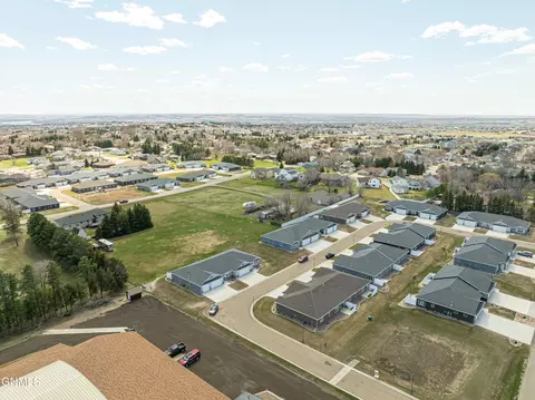 View/Area - 211 Colt Loop, Bismarck, ND 58503 photo 9 of 15