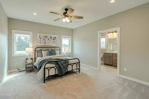 Bedroom - 211 Colt Loop, Bismarck, ND 58503 photo 7 of 9