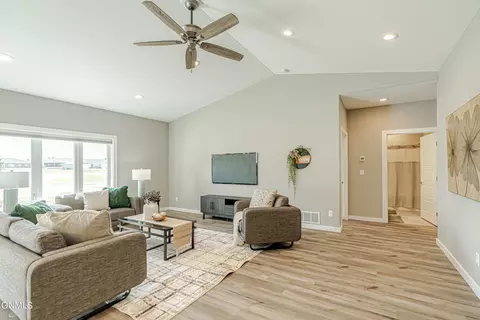 Living - 211 Colt Loop, Bismarck, ND 58503 photo 1 of 7