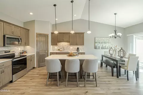 Kitchen - 211 Colt Loop, Bismarck, ND 58503 photo 1 of 11