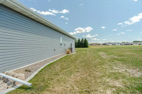 Exterior - 211 Colt Loop, Bismarck, ND 58503 photo 15 of 25