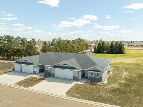 Exterior - 211 Colt Loop, Bismarck, ND 58503 photo 19 of 25