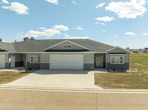 Exterior - 211 Colt Loop, Bismarck, ND 58503 photo 12 of 25