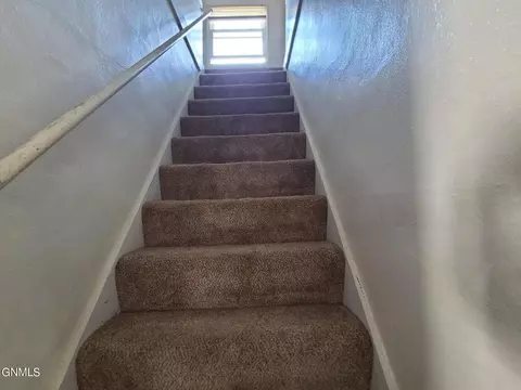 Entry Way - 709 3rd St NW, Mandan, ND 58554 photo 2 of 2